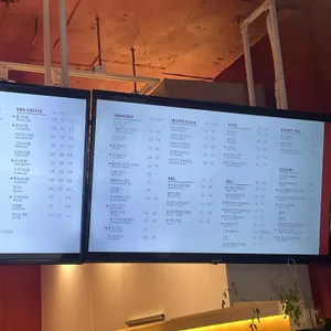 카페 디에센셜 리뷰 사진