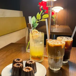 카페리버티 더 테이블 사진