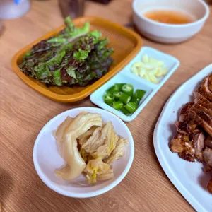 고려왕족발 사진