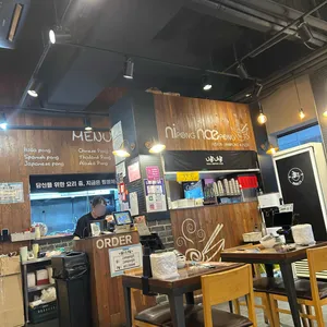 니뽕내뽕 대표 사진