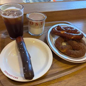 브레디포스트 사진
