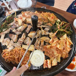 파김치솥뚜껑삼겹살 사진 1