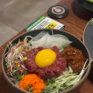 우규 사진