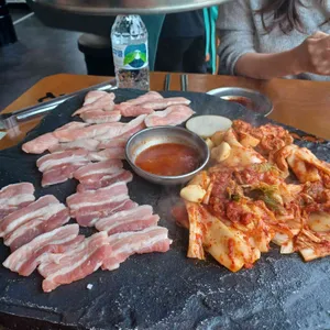 석암생소금구이 사진