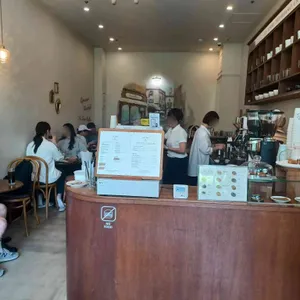 라토레 커피 리뷰 사진
