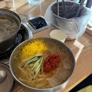 팔당원조칼제비 사진