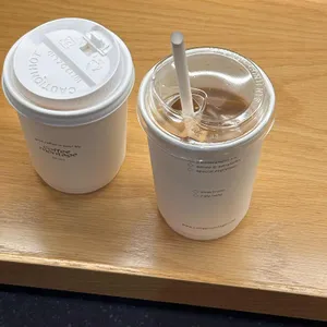 커피 몽타주 사진