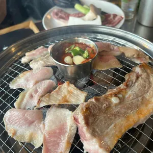 반지하 사진