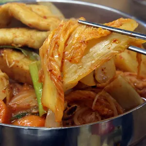 통큰솥뚜껑닭볶음탕 리뷰 사진
