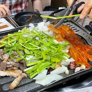 이신돈해물삼합 대표 사진