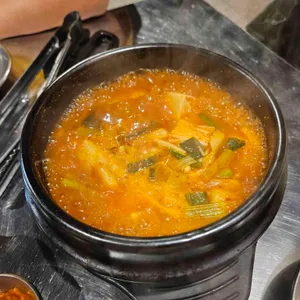 범돈 사진