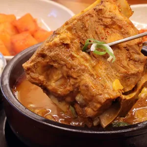 서부청기와감자탕 사진