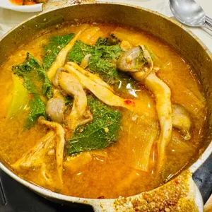 신성일식 사진