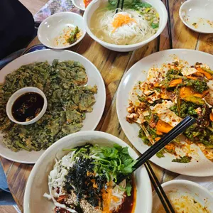 돌미나리집 사진