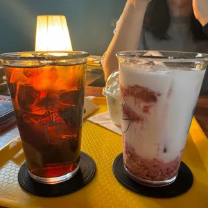 너디블루 버로우 사진