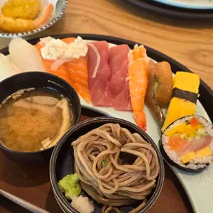 상무초밥 사진