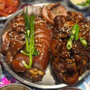 완미족발 사진