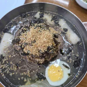 금달래 막국수 사진
