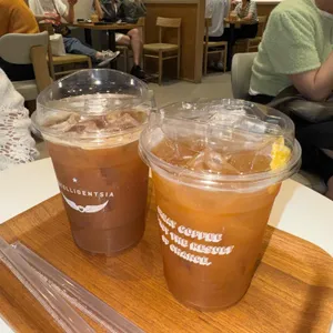 인텔리젠시아커피 사진