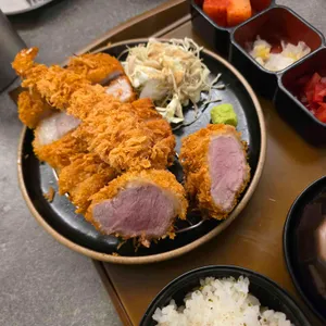 이오로 비스트로 사진
