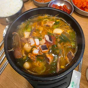 전주콩뿌리콩나물국밥 사진 1