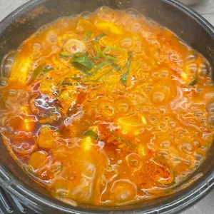 완뚝순두부 사진