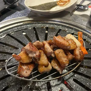 깜장드럼통 사진