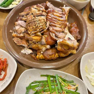 족발꾼 사진