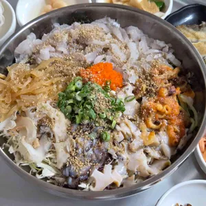 돌고래횟집 사진