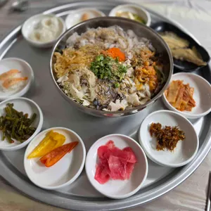 돌고래횟집 사진