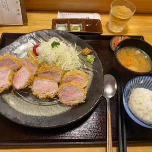톤쇼우 사진