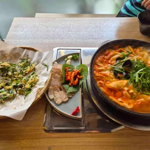 오한순손수제비 사진