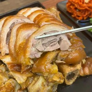귀한족발 사진