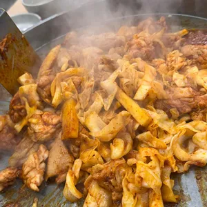 강릉춘천산골닭갈비앤막국수 사진