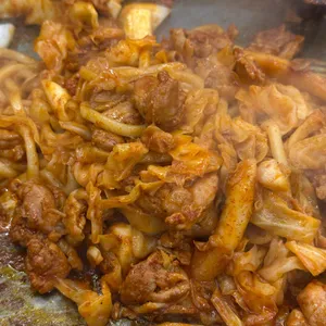 강릉춘천산골닭갈비앤막국수 사진