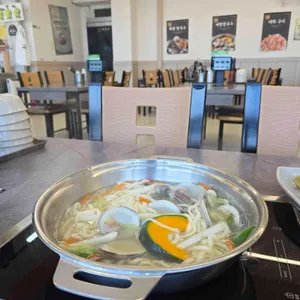 30CM 왕냄비 해물 손칼국수 사진