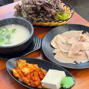 용천돼지국밥 사진