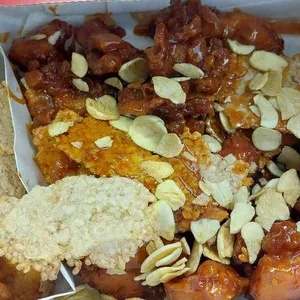 단양흑마늘 누룽지닭강정 사진