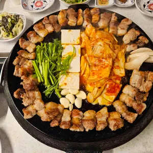 진짜무쇠삼겹 사진