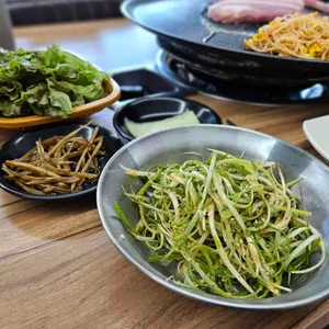 또오란다 솥뚜껑삼겹살짬뽕 사진