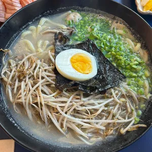 뭄뭄 사진