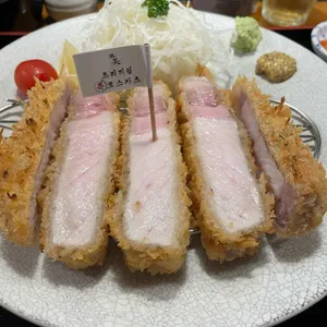 톤쇼우 사진