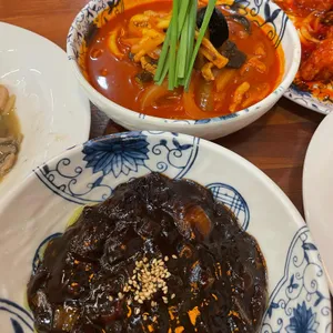 짬뽕제국 사진