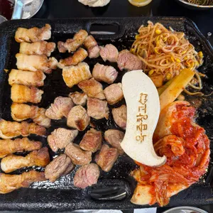 육즙창고 사진