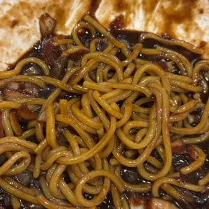 메이탄 사진