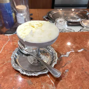 랑꼬뉴 사진