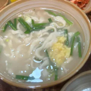 이유간 백년칼국수 사진