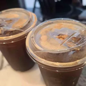 폴바셋 사진