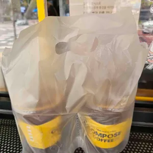 컴포즈커피 사진