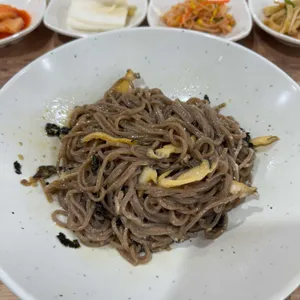 강릉엄지네꼬막집 사진